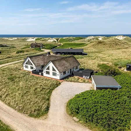 Holiday home Dream House With Pool, Whirlpool And Activity Room, *